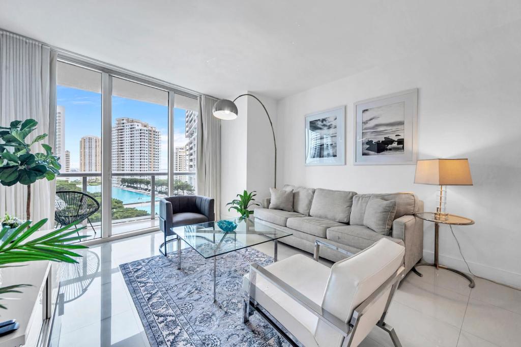 Unique 1BR Icon Brickell WaterViews-Freespa, Miami