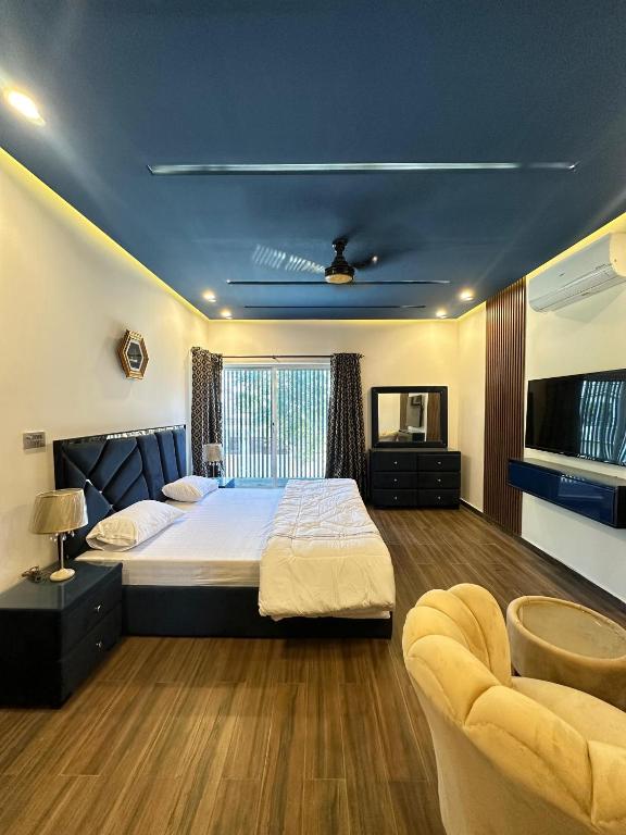 Fellows BnB, Dhok Sandemār