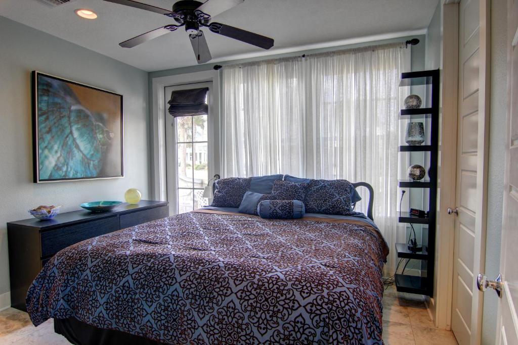 Island Breeze TC 1104, Port Aransas