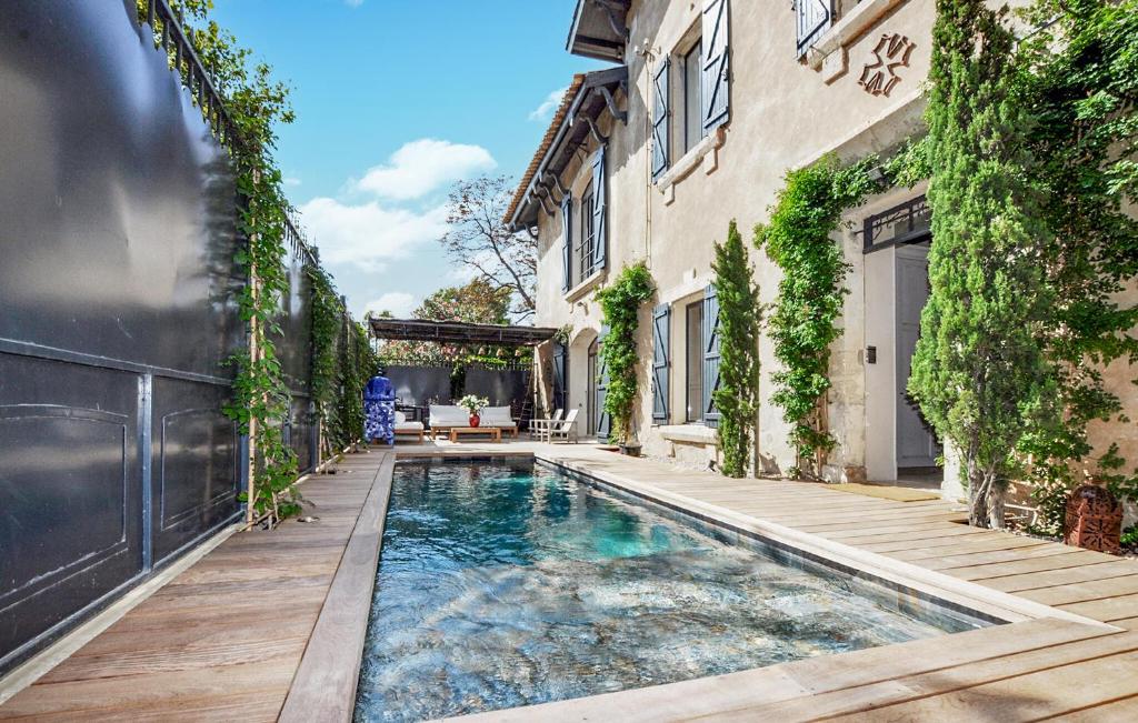 Awesome Home In Narbonne With Private Swimming Pool, Can Be Inside Or Outside - 1