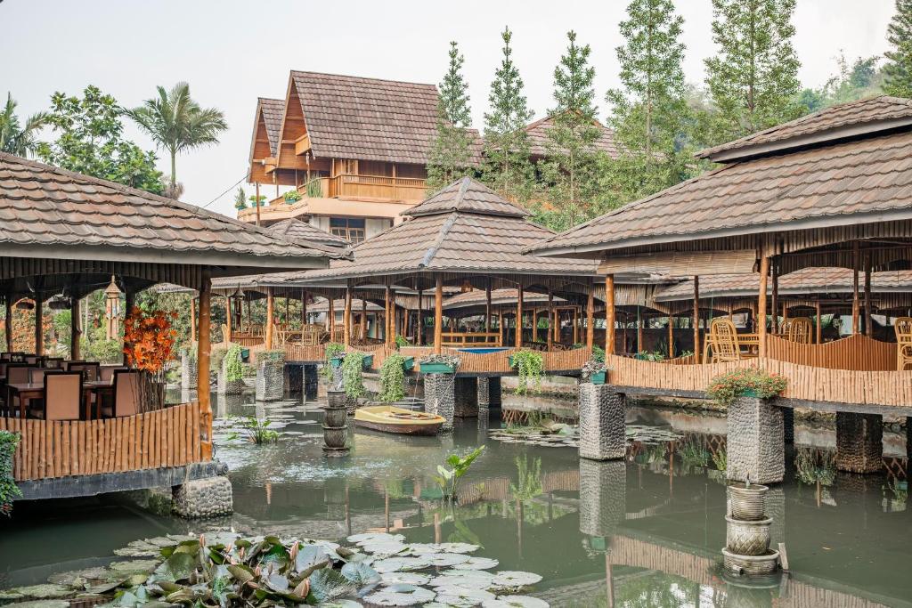 ホテル ペソナ チワイド (Hotel Pesona Ciwidey) 外観