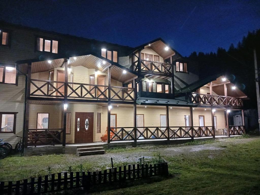 Sadyba u Zumera, Krivorovnya