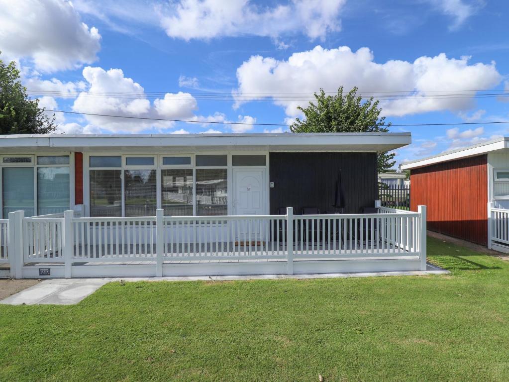 68 Cherry Park, Skegness