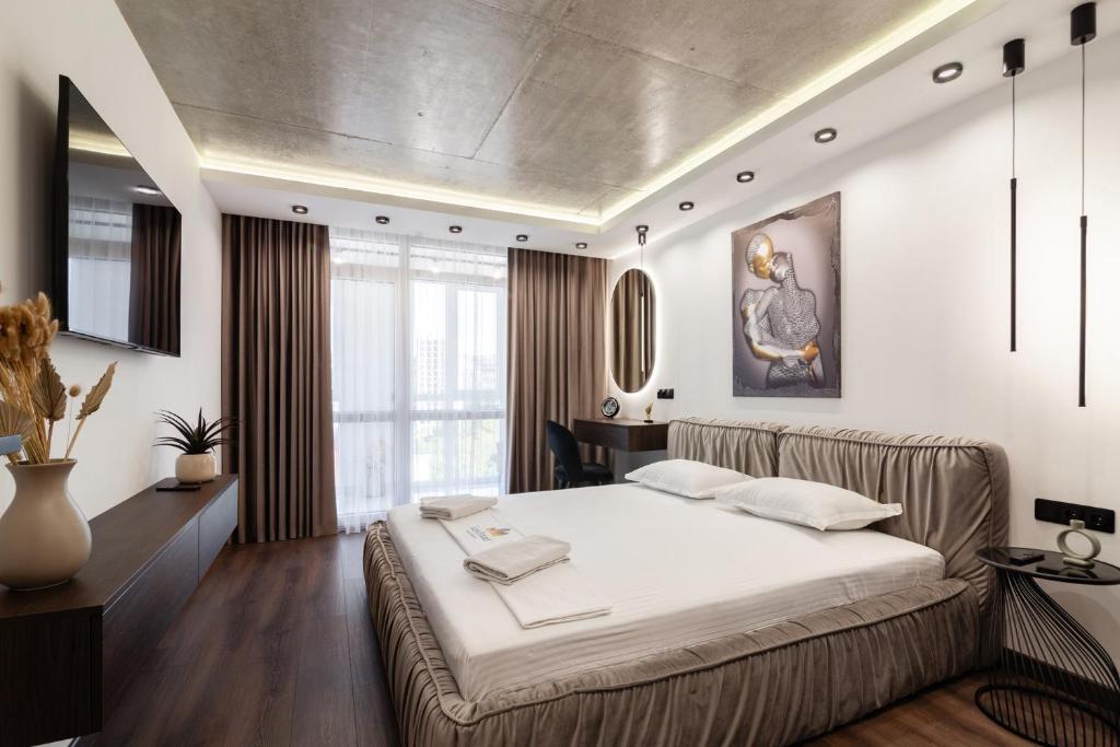 LEOGRAND Jacuzzi on Shevchenka 31a, Lvov