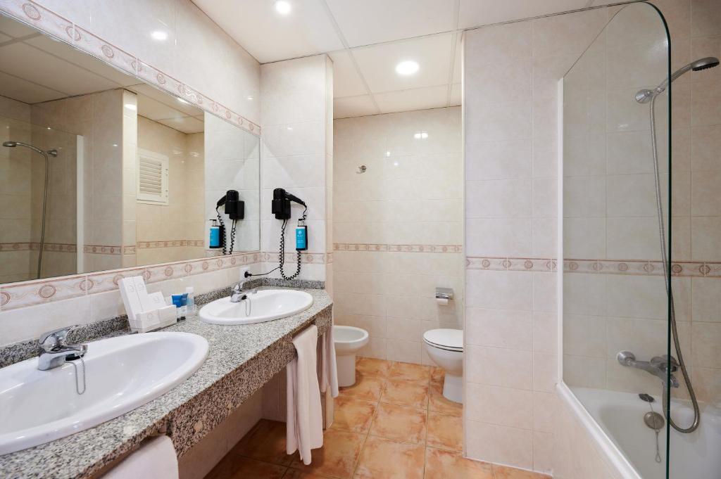 AluaSun Marbella Park — Hotel rooms in Marbella, Andalusia