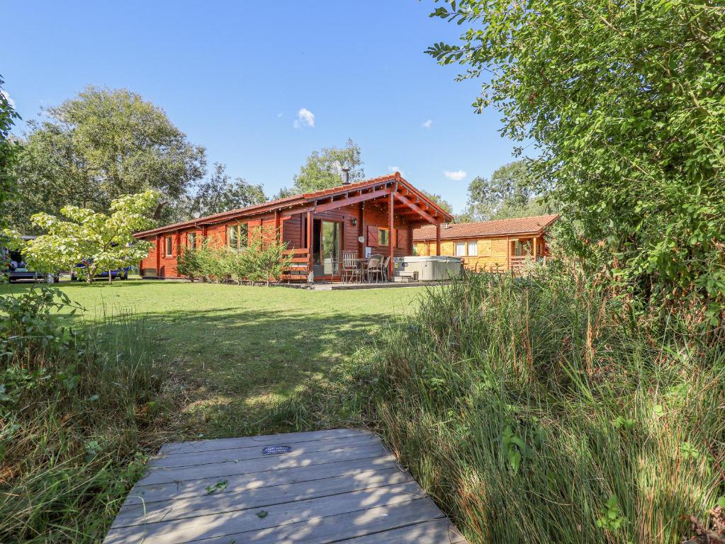 Jemima Lodge, Lincoln