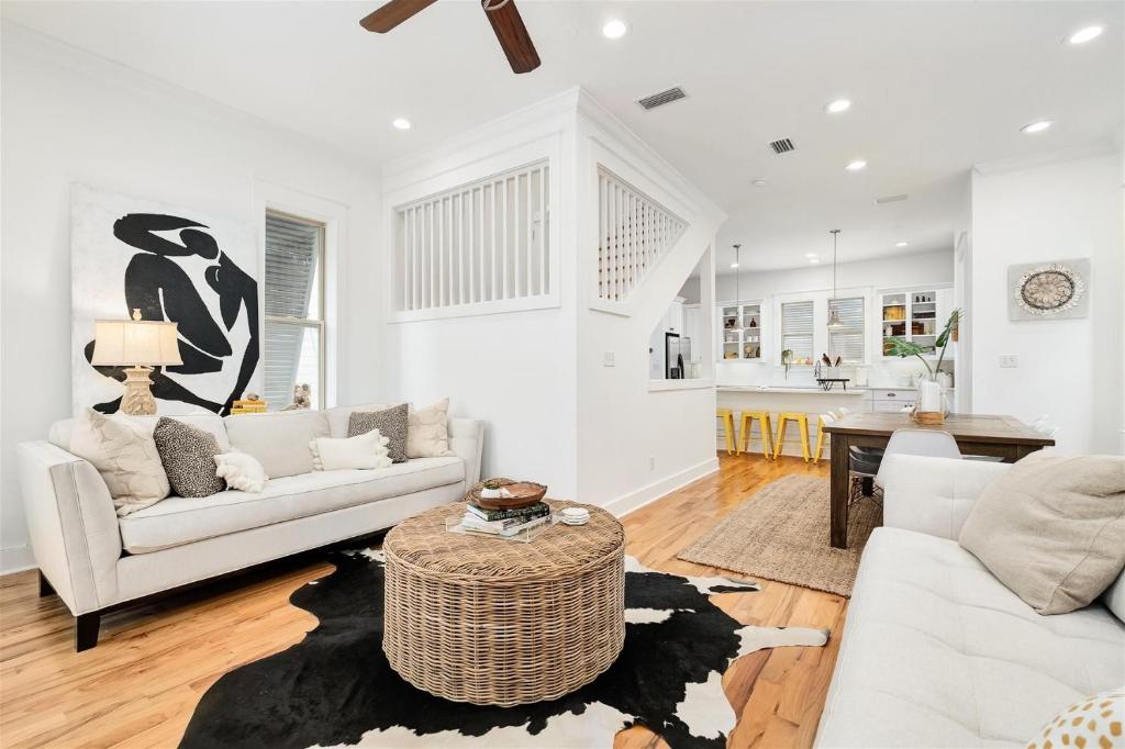 Seacrest - Bumblebee Cottage, Rosemary Beach