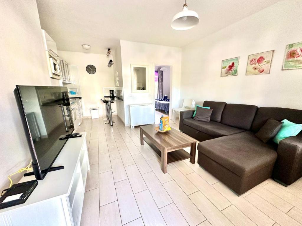 Aloha Apartment - Beach and pool - 4