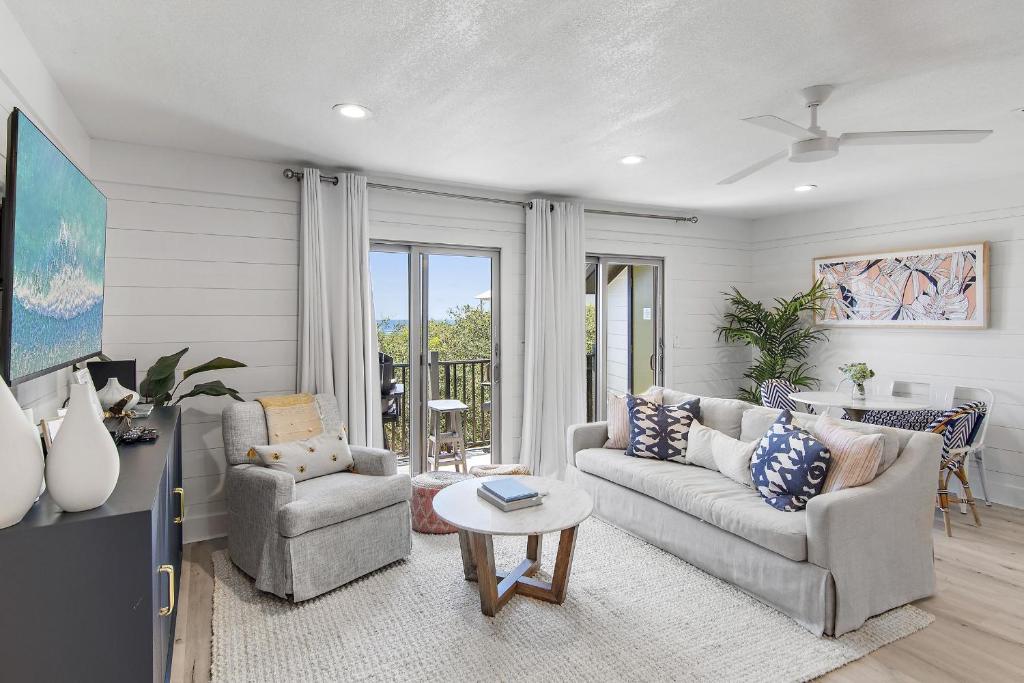 Inlet Beach - BeeBy The Dunes, Rosemary Beach