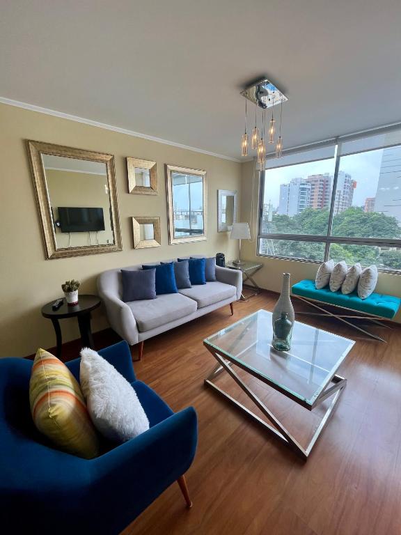Apartamento Familiar Cerca Malecón Miraflores - 3