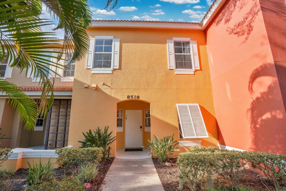 Relaxing Getaway in Emerald Island Near Disney, Kissimmee