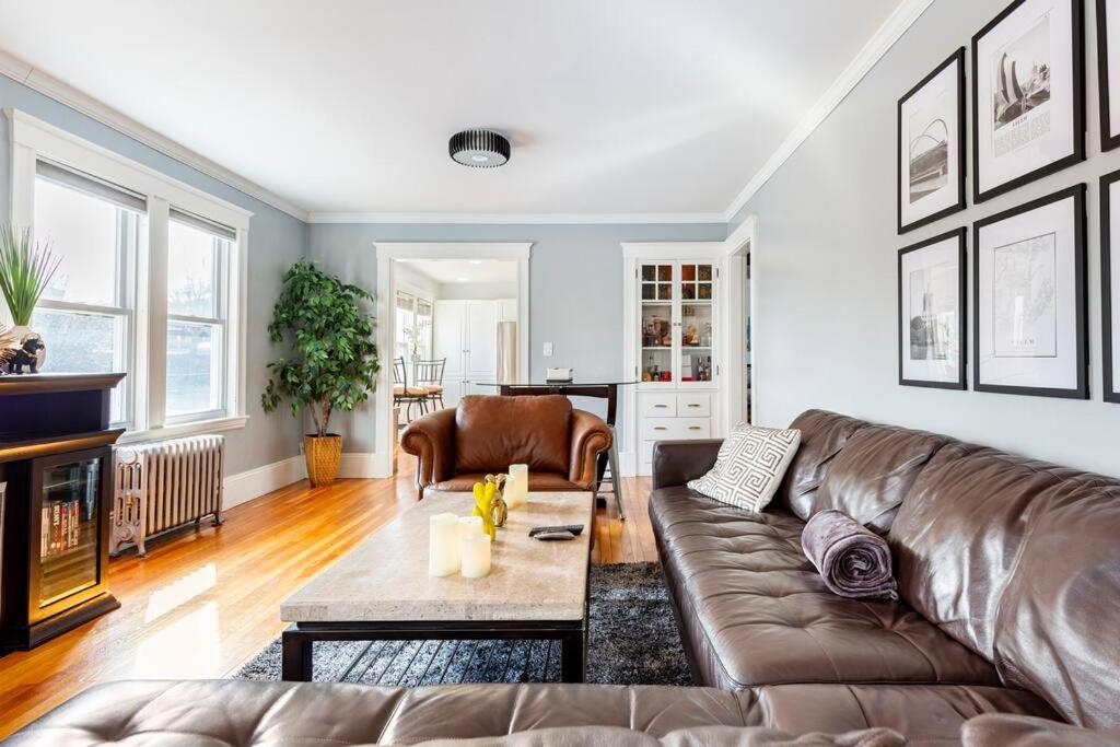 Let us help you make Salem a place to remember!, Salem