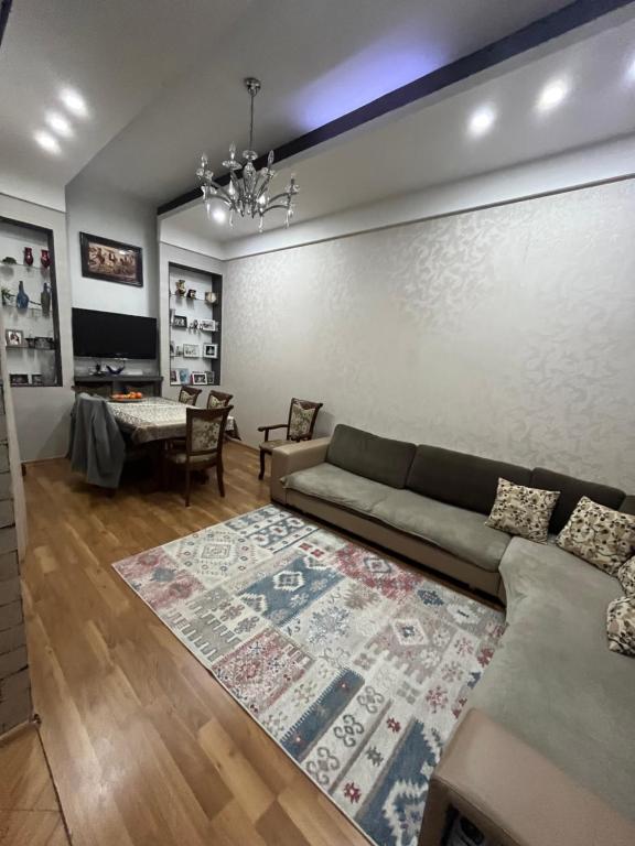 COMFORTABLE House, Baku