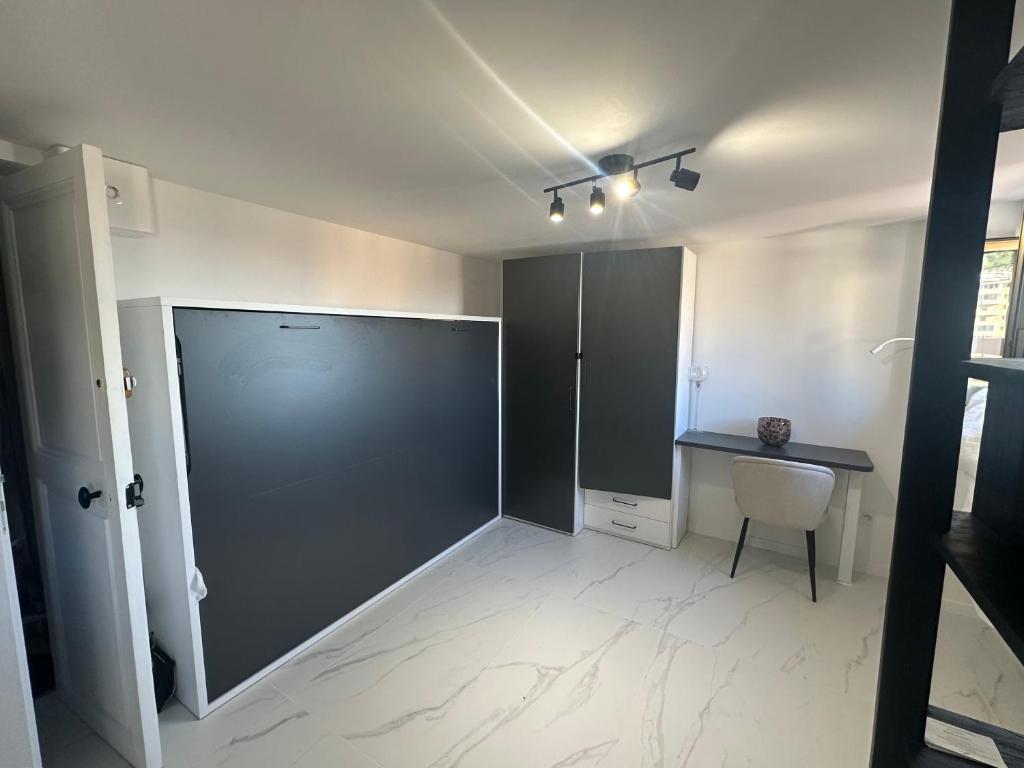 Studio confort Business 20m2 - 2 min a pied de Monaco - 3