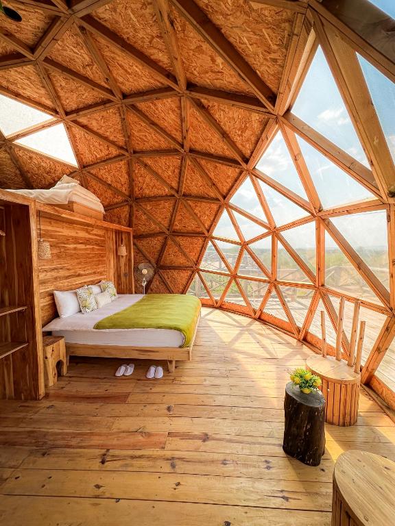 Kuoom Serengeti, Robanda