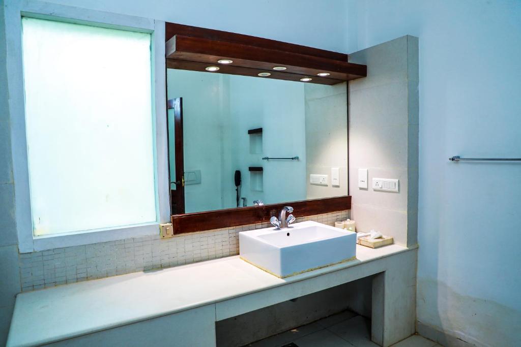 オールド ライトハウス ブリストー ホテル - img