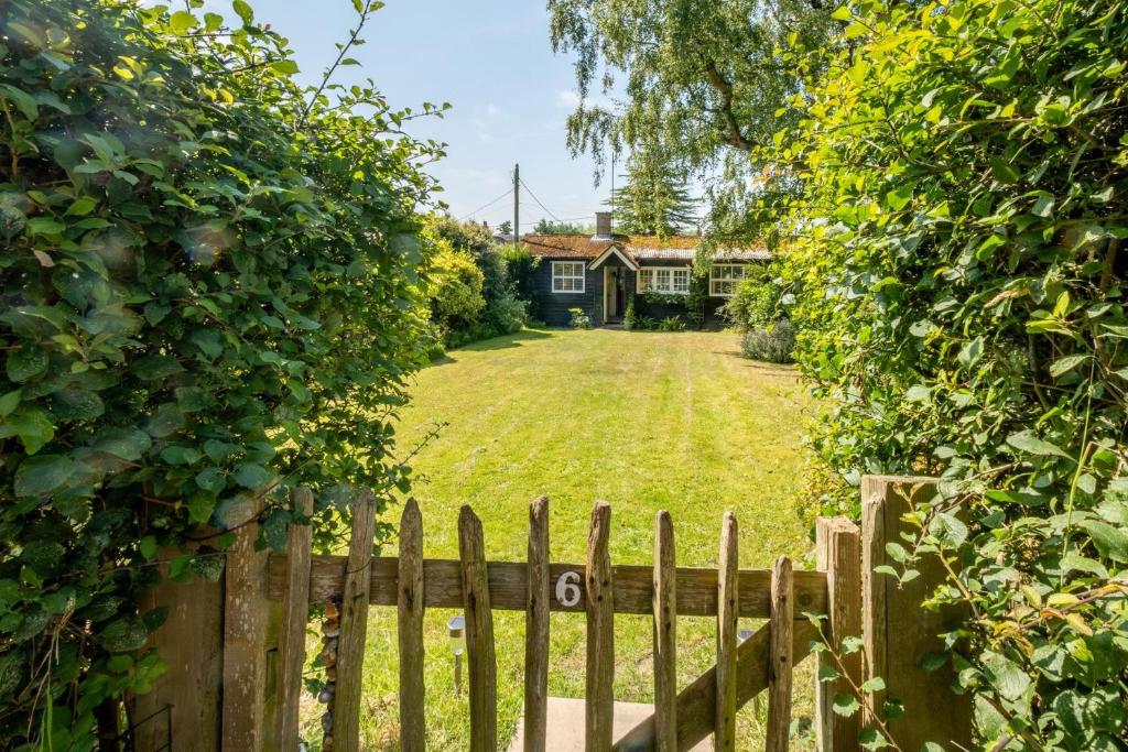 6 Uplands, Thorpeness