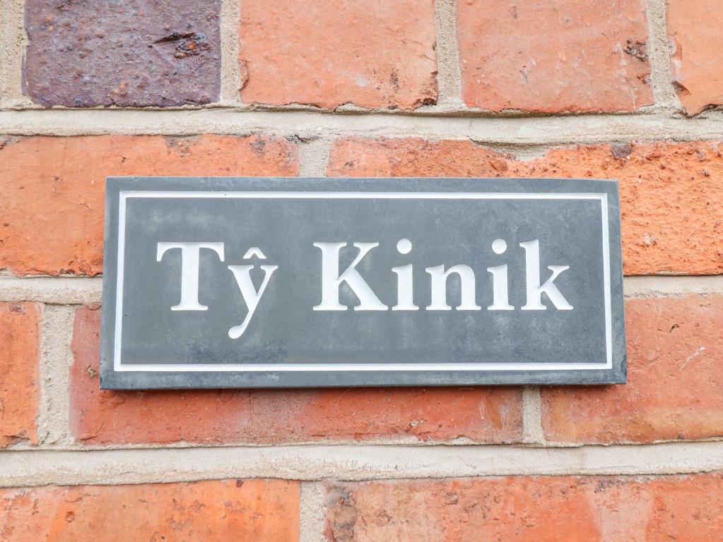 Tŷ Kinik, Llangollen