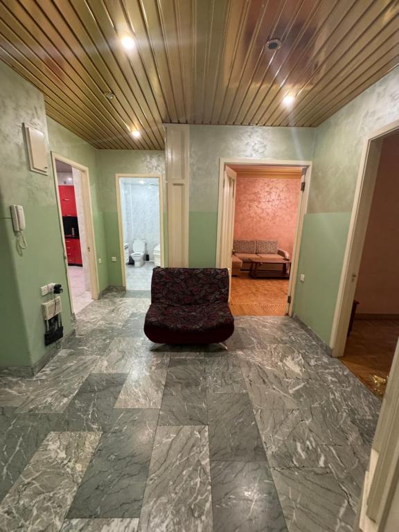 Amiryan 5, apart 6, Jerevan