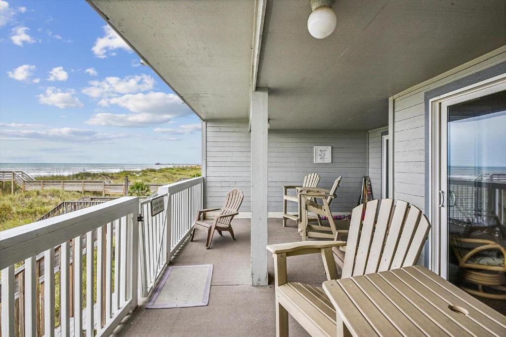 Sand Trap Villas B1, Myrtle Beach