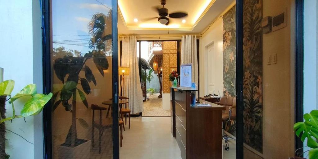 인토이즈 플레이스 팡라오 비치 근처