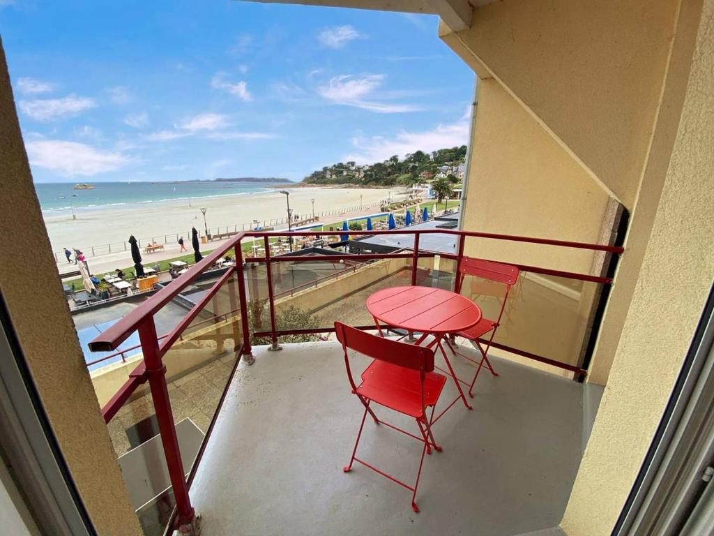 Appartement avec VUE MER EXCEPTIONNELLE plage de Trestraou à PERROS-GUIREC - Réf 510, Perros-Guirec