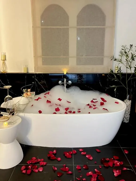 24Rooms นครสวรรค์, hotel in Nakhon Sawan
