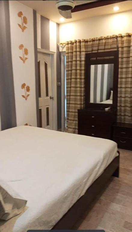 Maham tower block 12, Karáčí