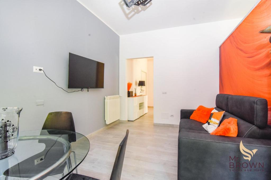 Orange House - 3