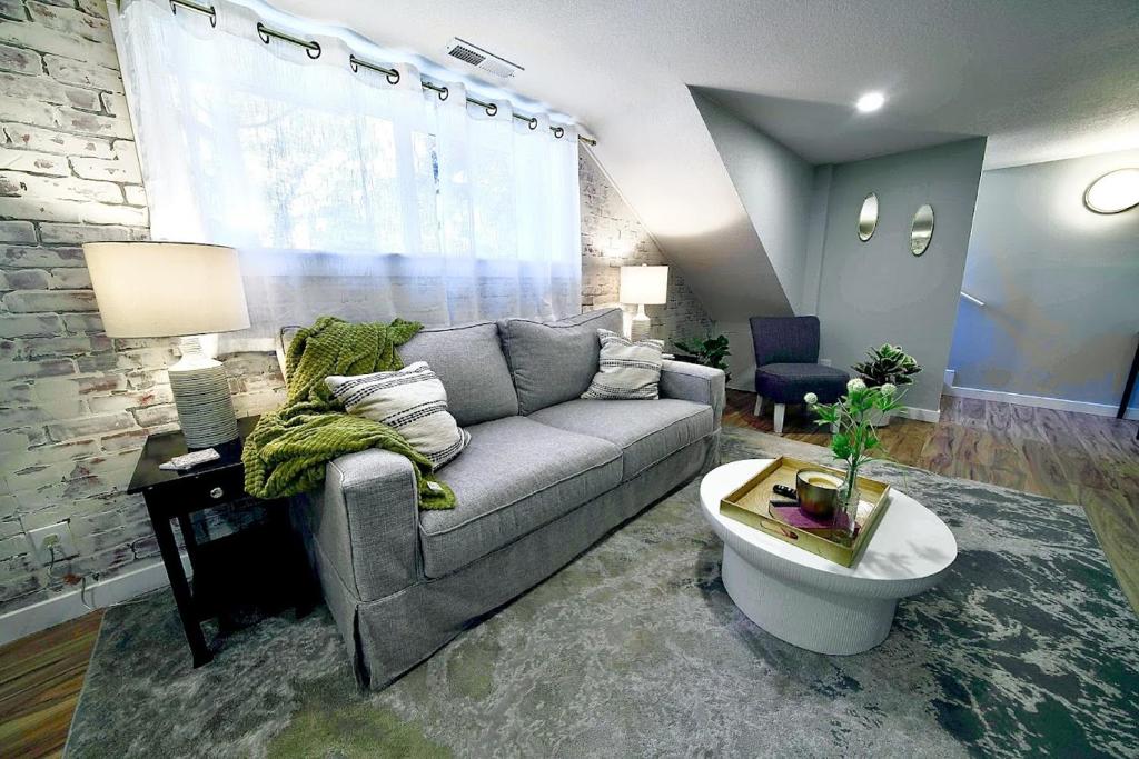 Monteith Hideaway in Downtown Monteith District, Albany