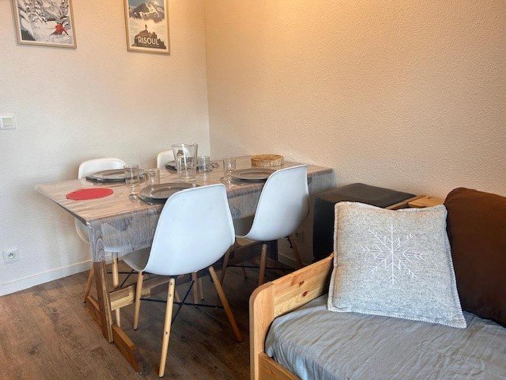 Studio cabine 5 pers à Risoul, pied des pistes et proche navette - FR-1-330-582 - 3
