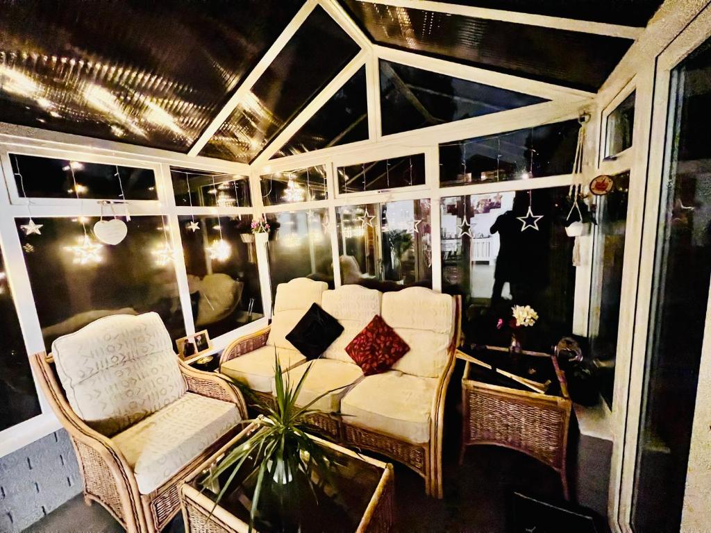 Luxury room near train station and city centre, Stivichall