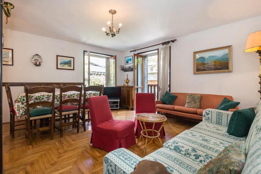 Cozy apartment in Courmeyeur city center - 1