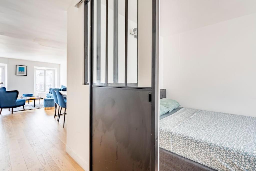 Apt moderne rénové et spacieux, au cœur de Paris - 2