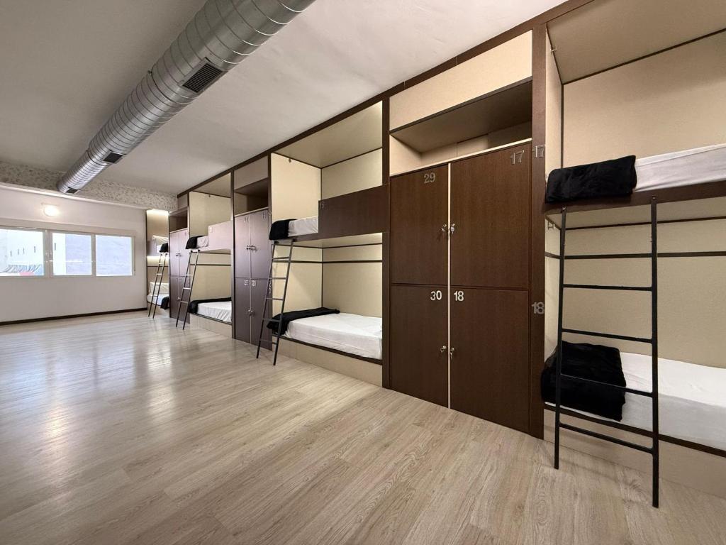 Hostel TKH Tetuan-Madrid - 5