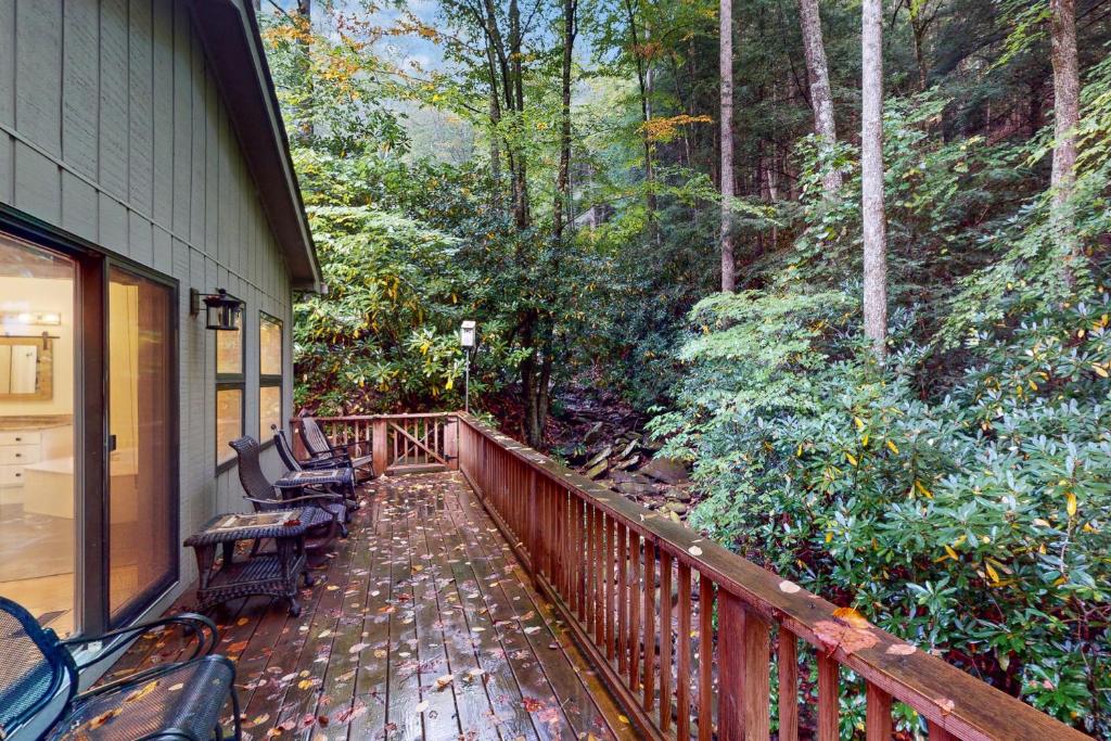 Cascades Getaway, Boone