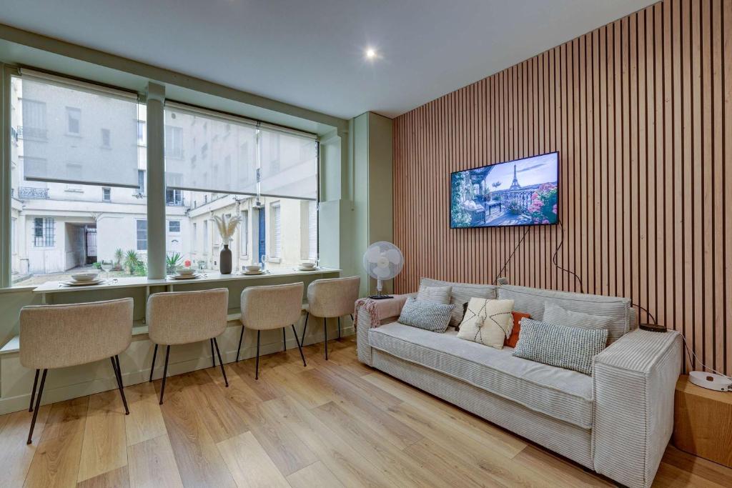 Place de la Nation Cozy 2BD Duplex - 5