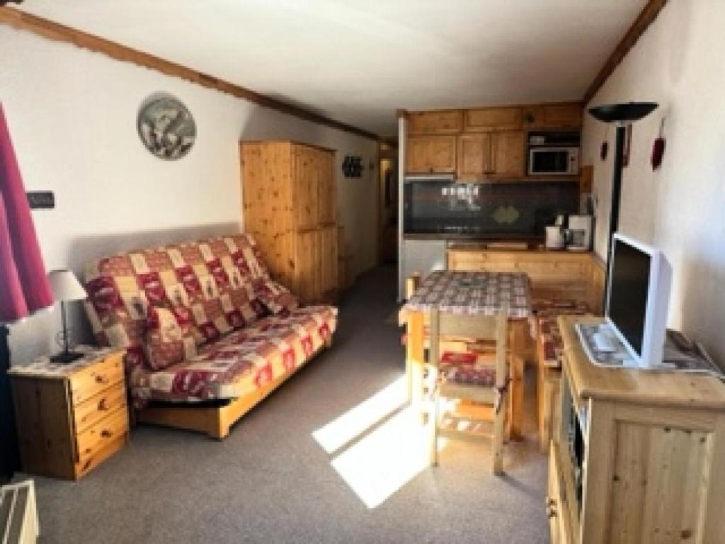 Résidence Trois Vallees - VAL THORENS - AGREABLE STUDIO CABINE 4 PERSONNES EXPOSE EST PROCHE TOUT COMMERCE MAE-1014 - 2