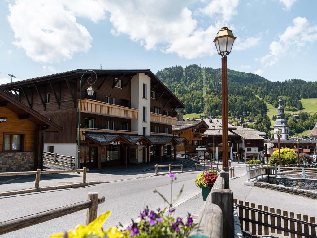 4★, 5 pers, village centre, 125 m pistes, 3 chambres, balcon sud, parking - FR-1-304-296 - 3