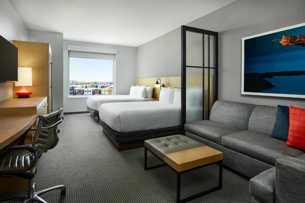 Hyatt Place Pena Station Denver Airport