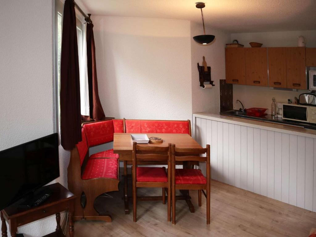 Studio cosy Les Orres, 300m commerces, 150m remontée, parking, animaux admis - FR-1-322-271, Les Orres