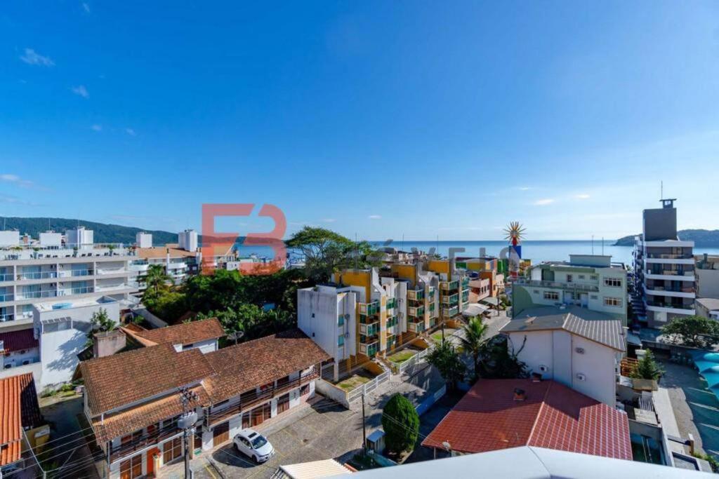 Cobertura Duplex Alto Padrão com Jacuzzi, Bombinhas