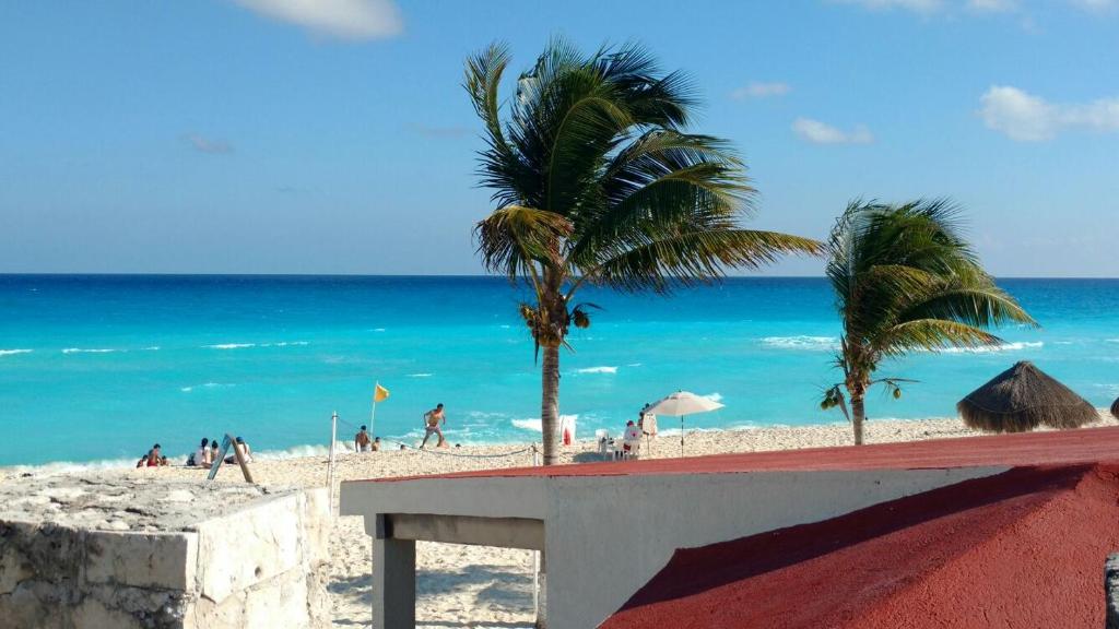 Apartment Ocean Front Cancun photo