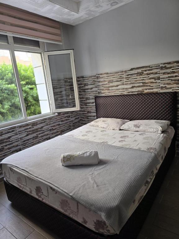 Destan konaklama, Adana