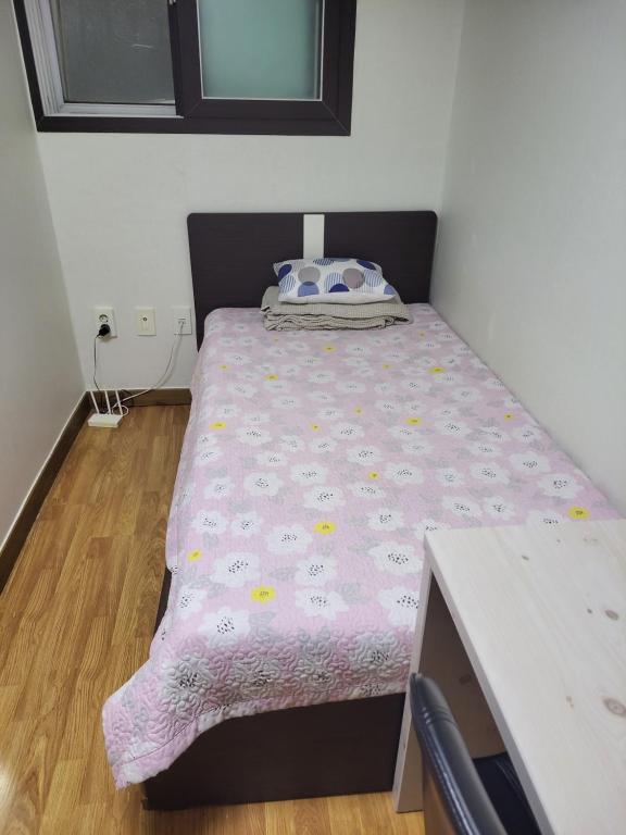 Noryangjin 202 Studio for one person, Soul