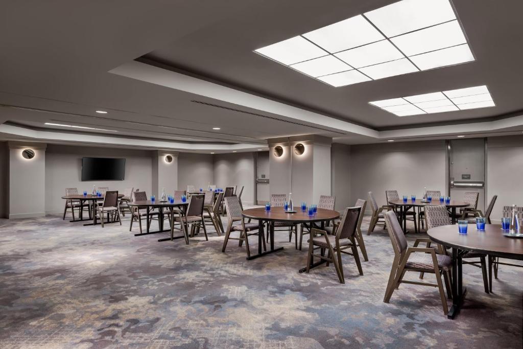 Tárgyalóterem/bálterem