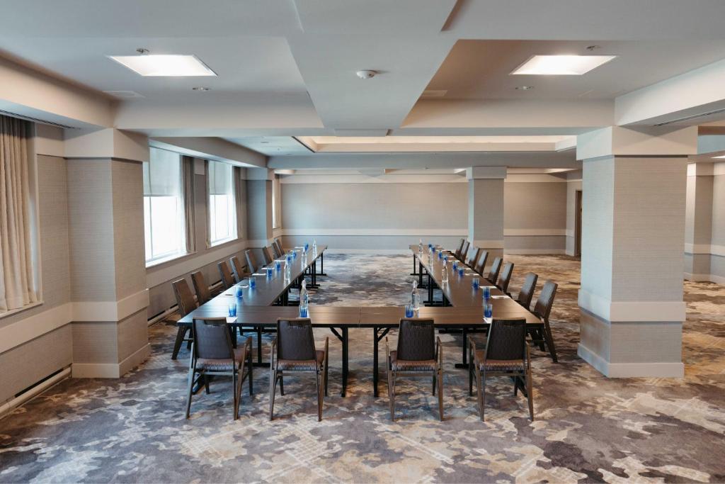 Tárgyalóterem/bálterem