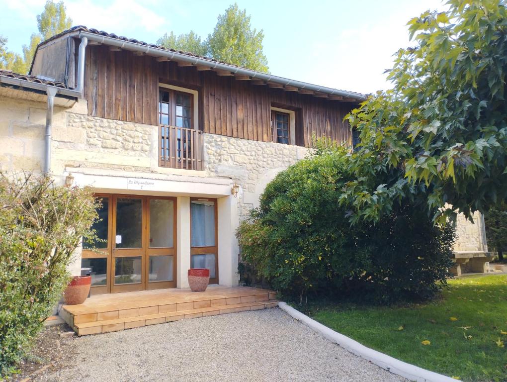 Chambres d'hôtes du Château Camiac, Camiac-et-Saint-Denis