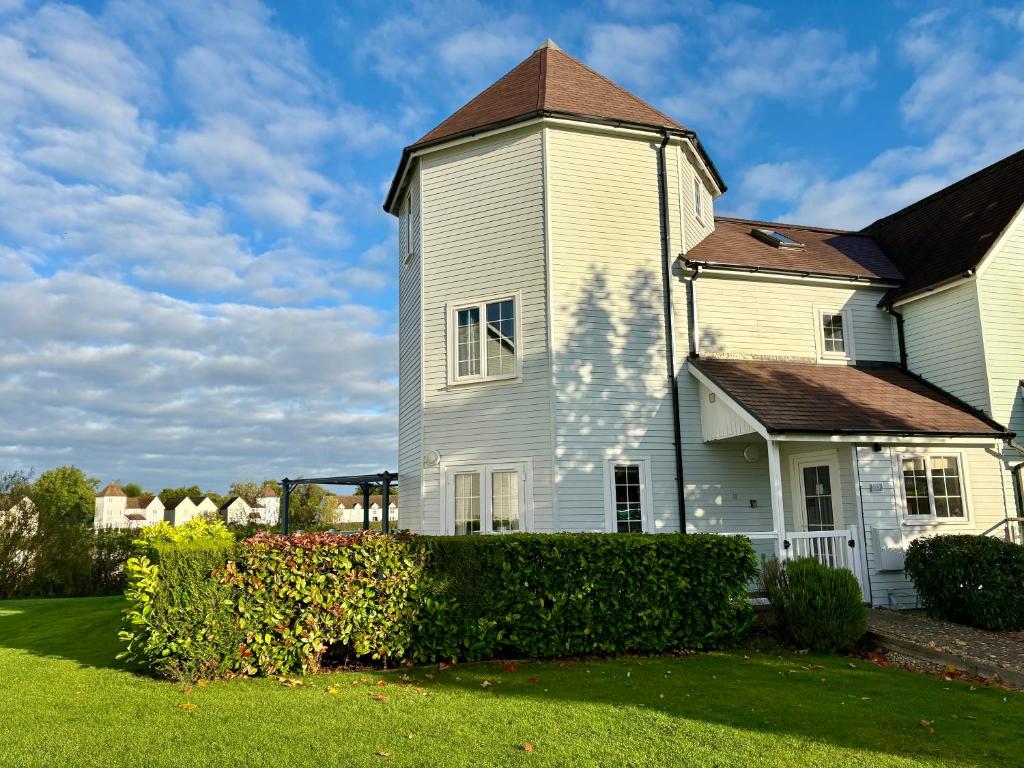 Somerford Lake House, South Cerney