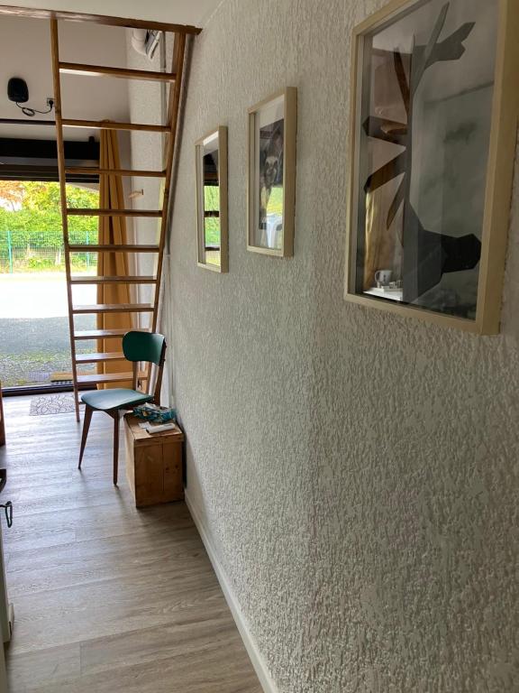Chambre et sdb avec entrée privative - 5